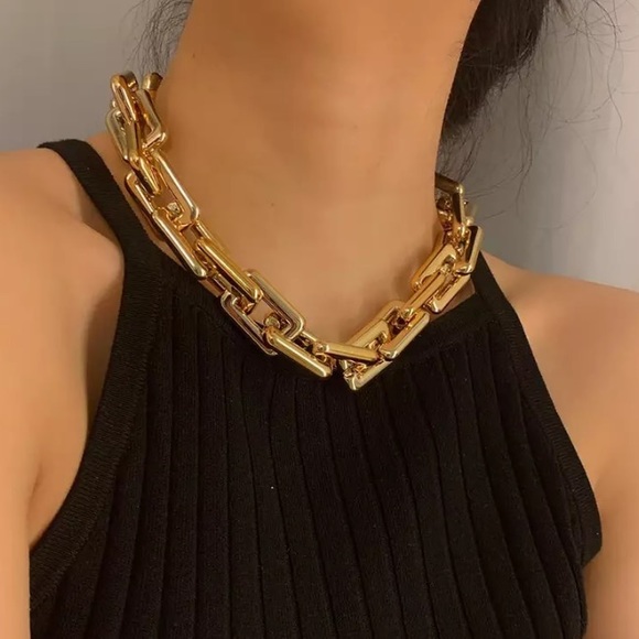 NEW 18k Gold Plated Necklace - Picture 2 of 4